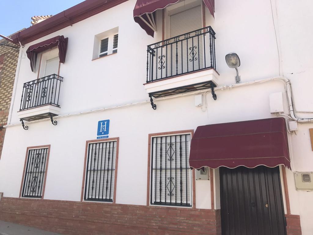 Hostal Bar San Pedro Mairena De Alcor Exterior foto